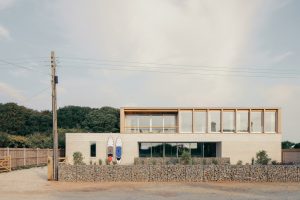 IF-DO-Thorpeness-Beach-House-%C2%A9Nick-Dearden-02-LR1-300x200.jpg