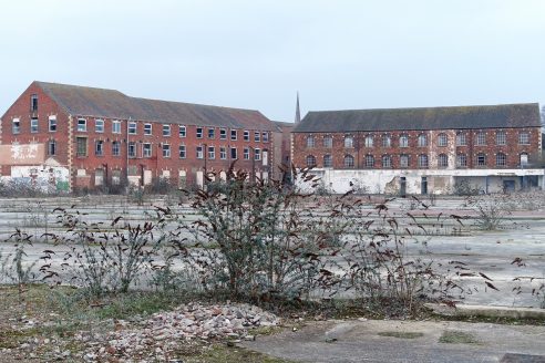 shutterstock_1050535586-brownfield-site-492x328.jpg